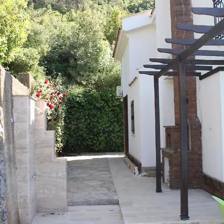 Queen - Private 3 Bedroom In Oludeniz 빌라 페티예
